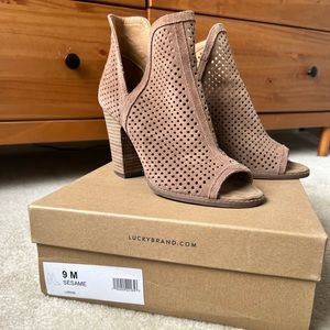 Lucky Brand Suede Peep Toe Booties with Wood Heel size 9
